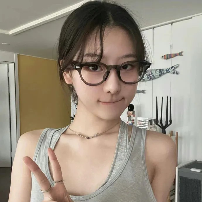 陈赫连 照片