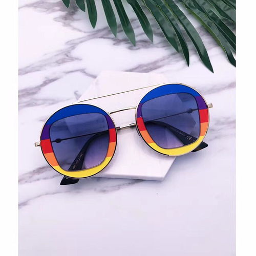 新款时尚太阳眼镜 潮流与功能的完美融合